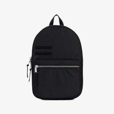 MacBook Air - 13.3" Retina Display - Intel Core i5 MacBook Air - 13.3" Retina Display - Intel Core i5